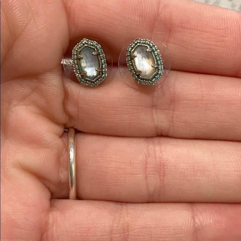 Kendra Scott Cade Stud Earrings in Slate Cat Eye
